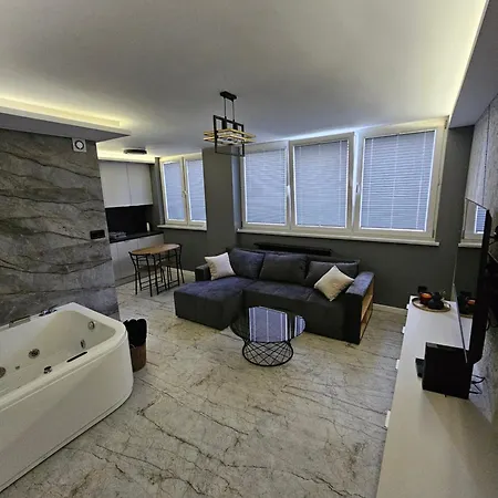 Lejlighed Z Jacuzzi Klimatyzacja Prywatny Parking *